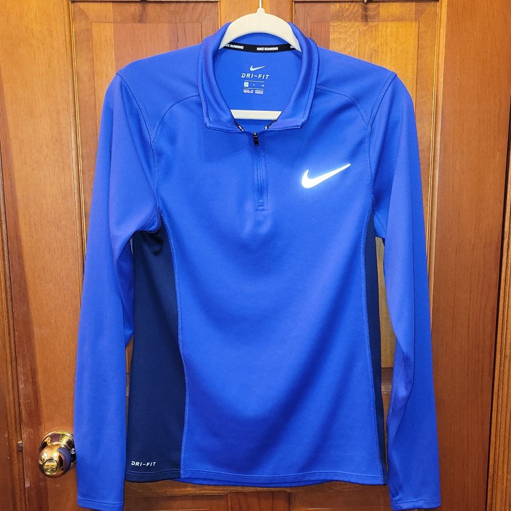 Nike Dri-fit Long Sleeve shirt